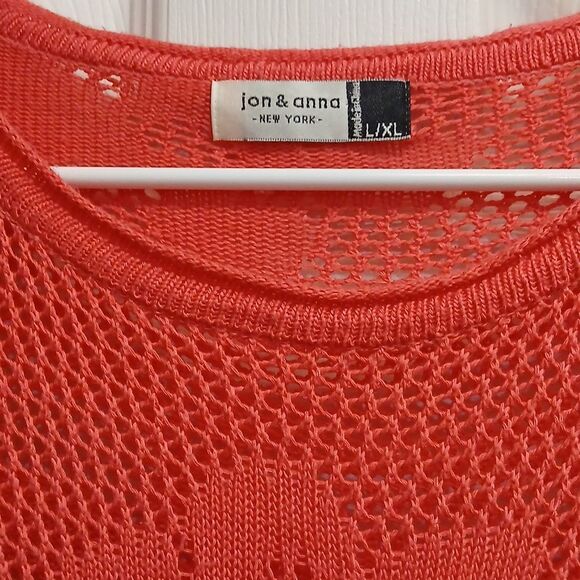 Jon & anna New York, Coral Knit Top, Size L/XL - Picture 4 of 6